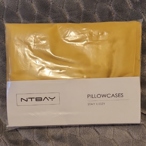 tba Other - 🍀NTBAY Yellow Pillowcases
